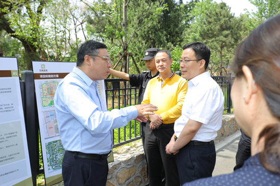 西城区领导调研华嘉、广安一期、大吉片项目 西城区领导调研华嘉、广安一期、大吉片项目