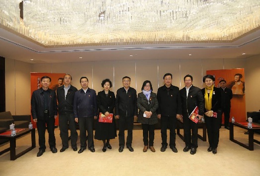 佰利乐集团组织寓目原创音乐剧《焦裕禄》 佰利乐集团组织寓目原创音乐剧《焦裕禄》